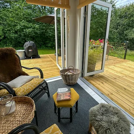 Сasa de vacaciones With Charming Interior On Langeland Tranekær